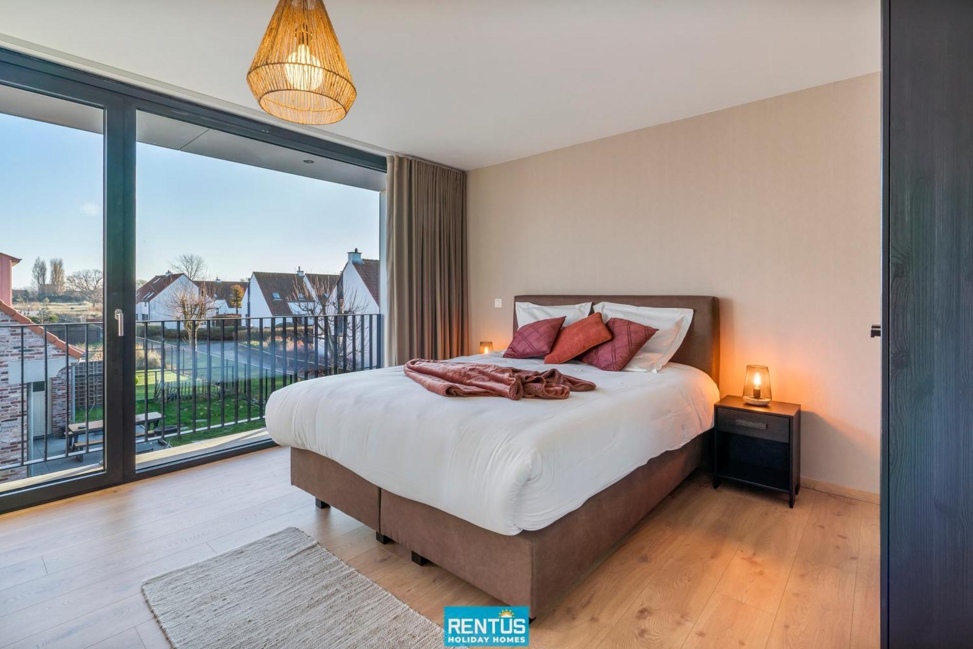 Sailing-large Luxury House In Quiet Location Holiday home Nieuwpoort