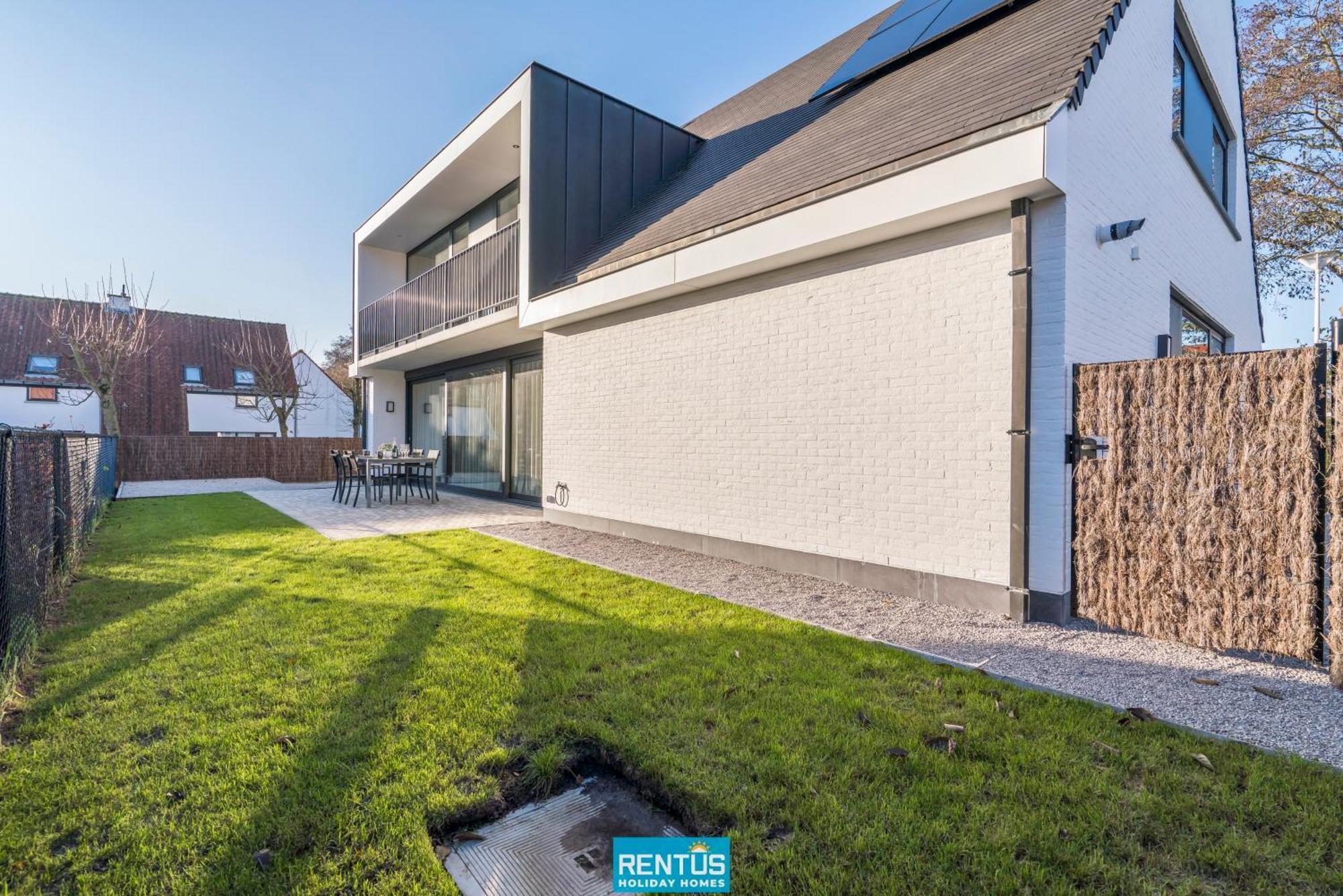 Sailing-large Luxury House In Quiet Location Holiday home *